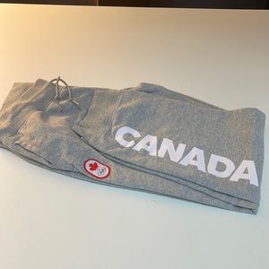 Adidas Size Large Women’s Sweat Pants NEW